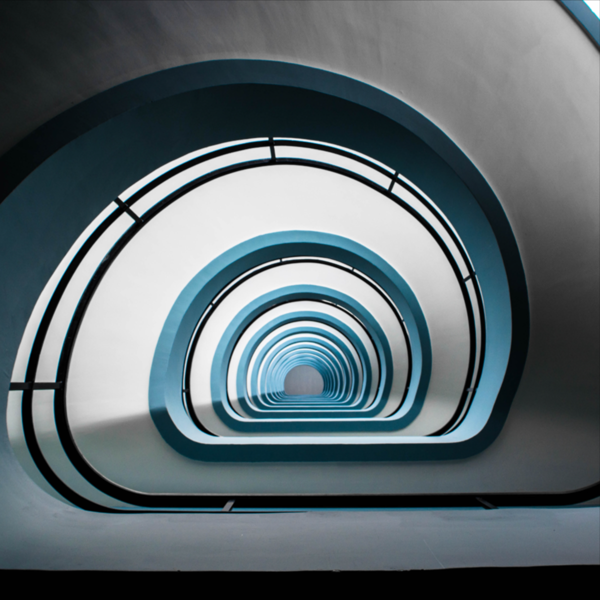 美しい螺旋階段