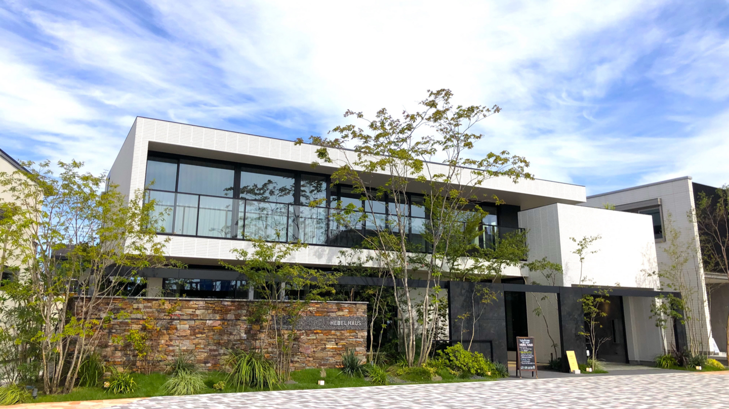 白い住宅　ヘーベルハウス　上鶴間展示場